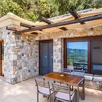 Apolis Superior Villa