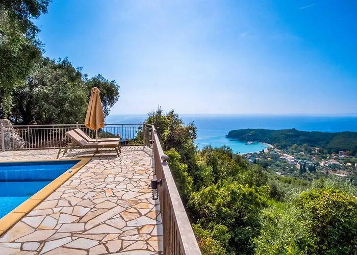 Apolis Superior Villa